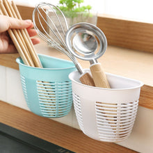 Hanging Plastic Storage Basket, Adhesive Wall Mounted Organizer Box Make Up Holder Shelf Bathroom Wall Basket Punch Free Drain Basket for Kitchen Bathroom, Wall Type Storage Basket (1 Pc)